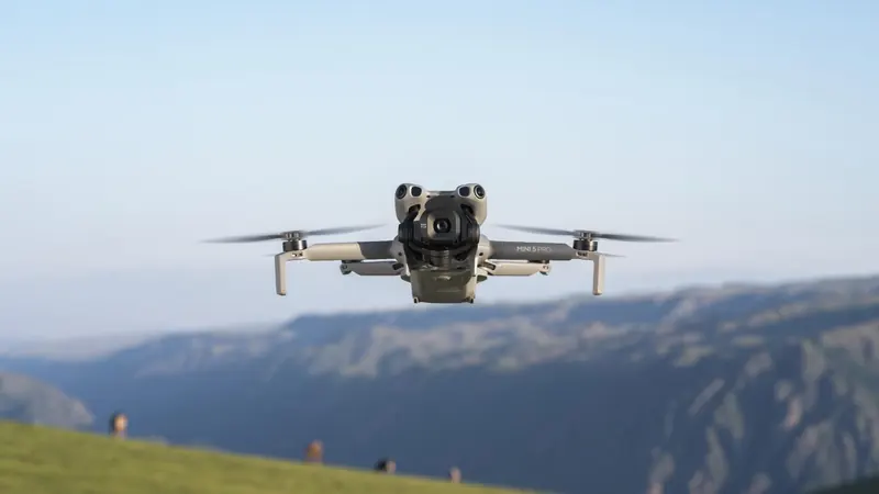 Kameradrohne im Outdoor-Einsatz – DJI Drohnen für Reisen und Luftaufnahmen